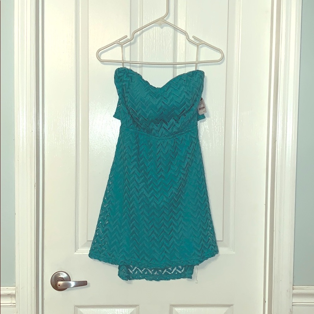 Summer fun teal strapless dress